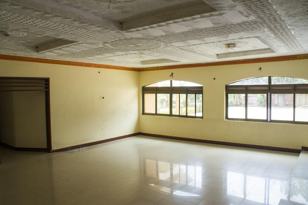Rays Hotel Mbarara Eksteriør bilde